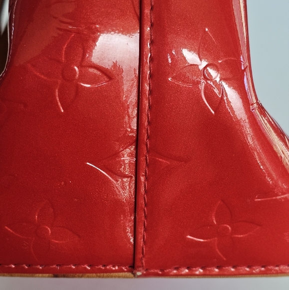 Authenticated- Louis Vuitton Vintage Y2K Bag - Picture 9 of 12